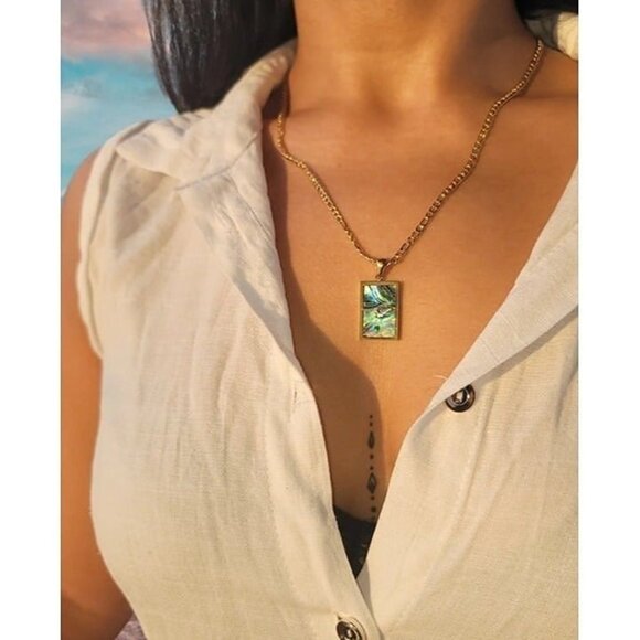 BEAUTIFUL STATEMENT Necklace Mother of Pearl Abalone Shell Pendant Cuban Figaro - Picture 10 of 15